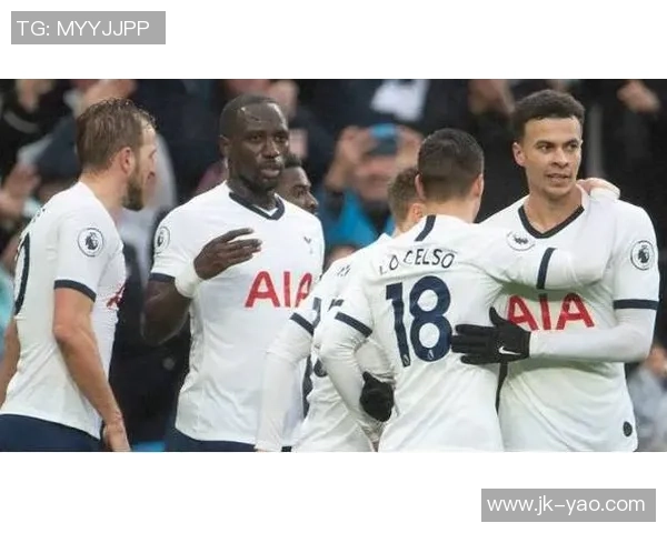 基兰足球明星阵容全景图揭秘球员风采与战术布局